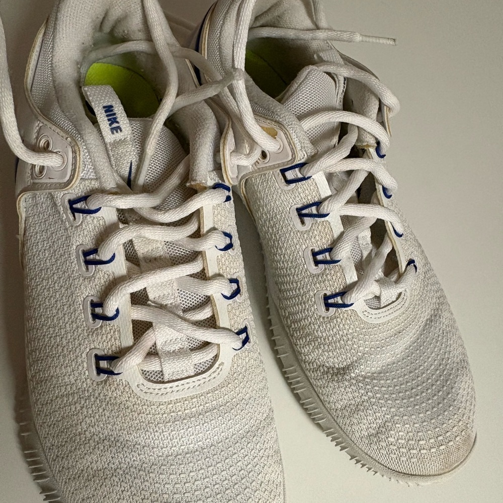 White and Blue Nike Volleyball  Shoes - Picture 2 of 6